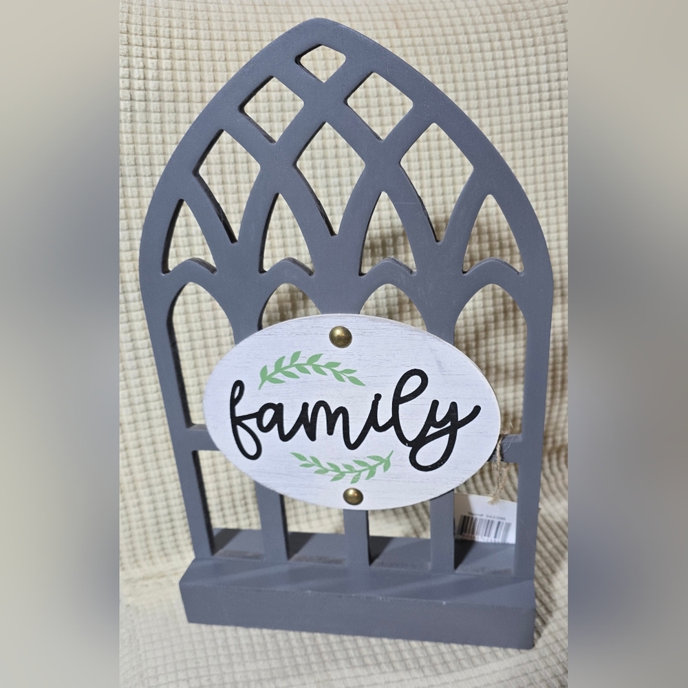 Wooden Tabletop Arch "Family" Decor Rustic Farmhouse Cathedral Window Design NWT